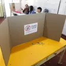Cerraron los comicios municipales en los seis departamentos y comenz� la espera por los resultados
