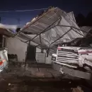 De milagro no hubo heridos: un camión se incrustó en una casa de San Martín