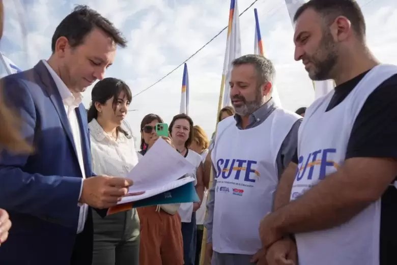 sute
