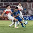 Con un jugador m�s en el ST, Godoy Cruz cay� ante Mor�n y qued� eliminado de la Copa Argentina