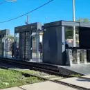 Con 15 puntos operativos, avanza la instalaci�n de paradores inteligentes del Metrotranv�a
