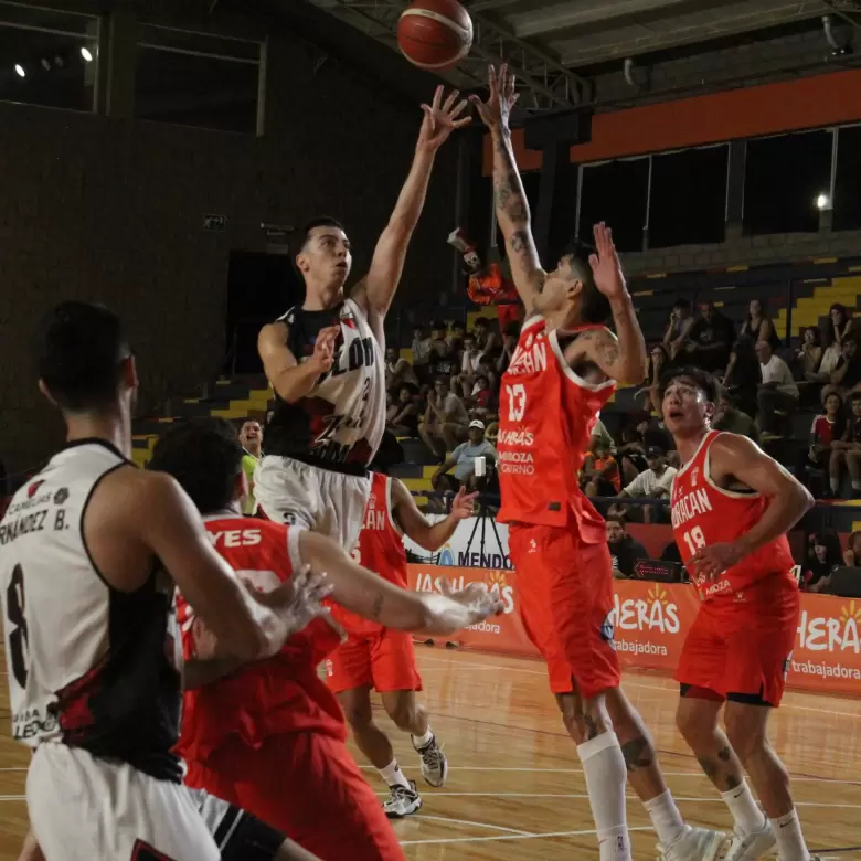 HURACAN BASQUET - COLON
