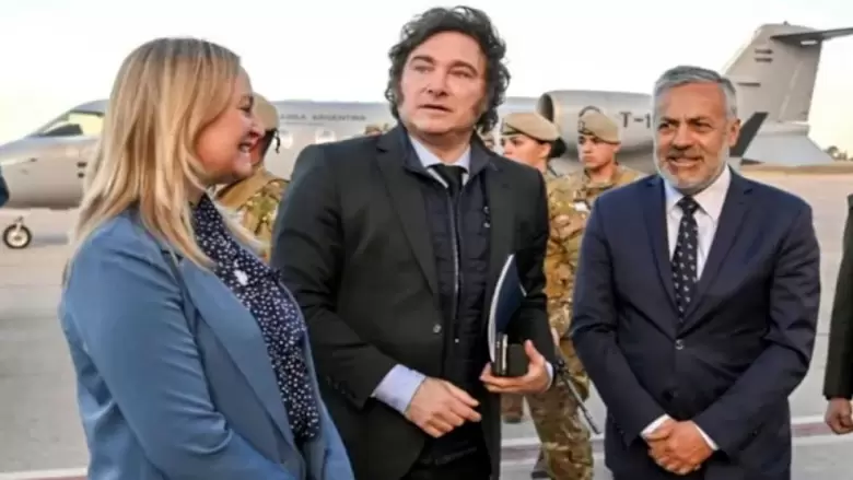 Milei con Cornejo y Casado