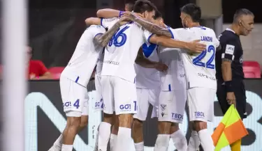 velez - estudiantes