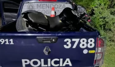 Motos