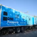 Renov� tu DNI o sac� el pasaporte en la plaza Independencia y recibilo en 24 horas