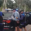 Un hombre le rob� a una mujer en Ciudad, huy� por varias calles y fue detenido en Godoy Cruz