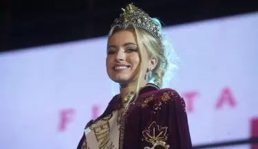 Azul - Reina de la Vendimia 2026