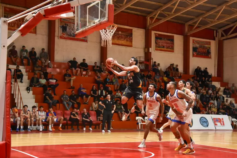 RIVADAVIA BASQUET - AMANCAY