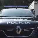 Simularon ser clientes, robaron un celular de un hotel del centro y escaparon