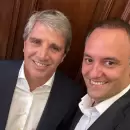 Caputo salió a respaldar a Adorni, luego de la polémica por el viaje de su esposa a Nueva York