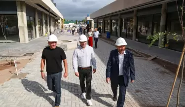 Nuevo centro comercial en Guaymall�n generar� m�s de 300 empleos directos