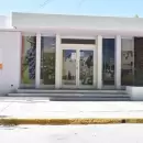 Humo y un operativo de emergencia en la Municipalidad de Santa Rosa por un incendio