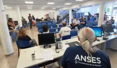 TRABAJADORES ANSES