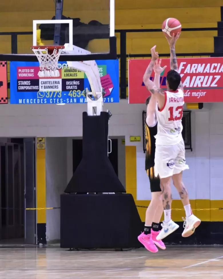 HURACAN BASQUET - COMUNICACIONES