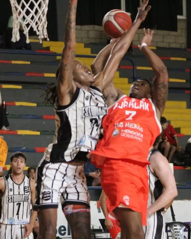 HURACAN BASQUET - ESTUDIANTES