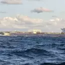 Un cargamento ruso de petróleo llegó a Cuba y ya descarga en el puerto de Matanzas