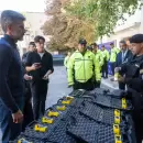Capital comenzar� a usar las Taser: preventores municipales recibieron las primeras armas