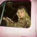 Sabrina Carpenter estren� el videoclip de "House Tour" con Margaret Qualley y Madelyn Cline