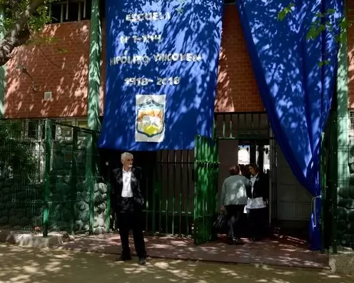 Esc. Hipólito Yrigoyen