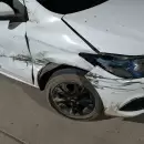 Manejaba muy borracho por Lavalle, choc� a un auto estacionado e hiri� a una mujer