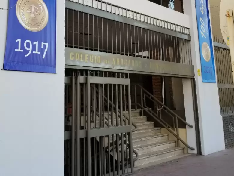Colegio de abogados MZA