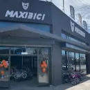 Rompieron la persiana de un comercio y se llevaron tres bicicletas y una notebook