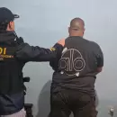Cayeron dos "rompevidrios" que robaban autos en playas de estacionamiento de Capital