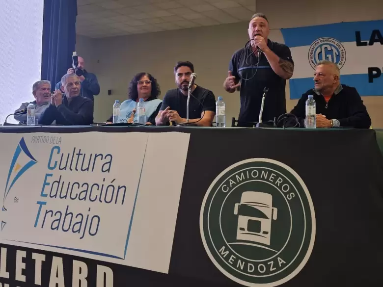 CULTURA, EDUCACIÓN Y TRABAJO