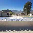 Dos mendocinas viajaban a la Villa de la Quebrada, chocaron contra un cami�n y murieron en el acto