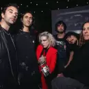 Nikkö y Mariana Enriquez presentaron “Frikidadidou”, un adelanto cargado de pop oscuro y metal