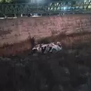 Un conductor cay� con su veh�culo a un canal en Godoy Cruz y muri�