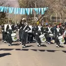 Fotos y video: emotivo y popular desfile c�vico militar en Uspallata