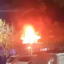 (Videos) Impactante incendio en una casa de Las Heras