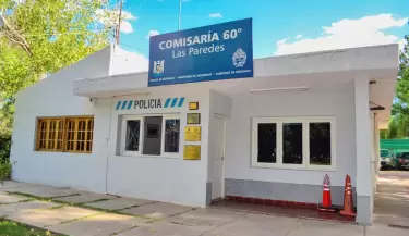 comisaria las paredes