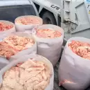 M�s de 850 kilos de alimentos en mal estado fueron secuestrados en Las Heras y San Carlos