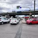 Un impactante accidente en el Nudo Vial provocó caos vehicular y dos heridos