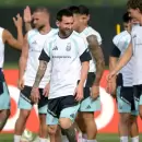 Con un regreso y una llamativa ausencia, la Selecci�n Argentina se entren� en Kansas