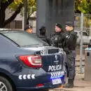 Arrestaron a dos sujetos con cables robados y armas blancas en Las Heras