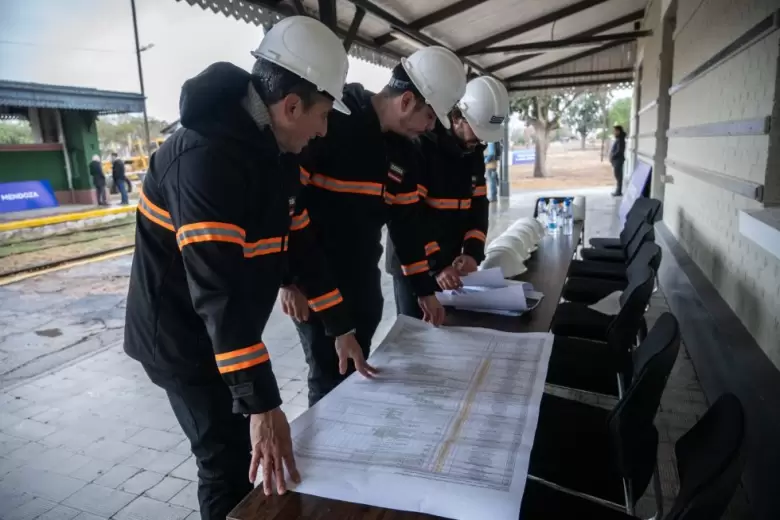 Tren de cercan�as del Este