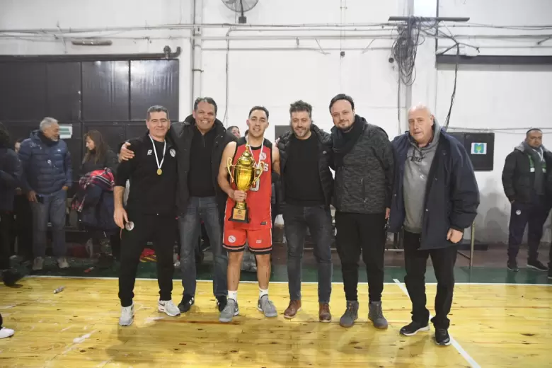 ASCENSO BASQUET MENDOZA