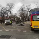 Tres heridos graves tras un violento choque entre una moto y una camioneta en Guaymallén