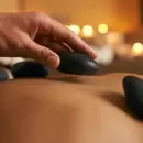 Masaje con piedras volc�nicas calientes: el poder del calor para relajar el cuerpo